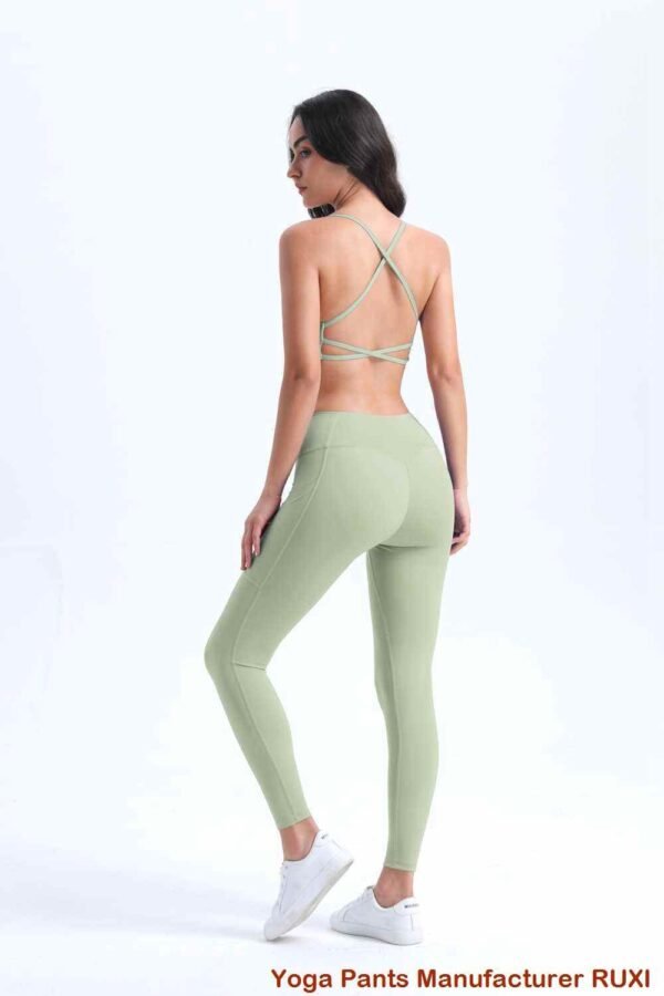 Haut de yoga avec soutien gorge intégré Ruxi ci1381