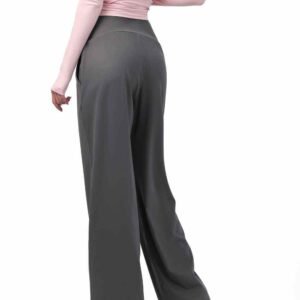 Short de sport rose vif pour femme élégant et confortable