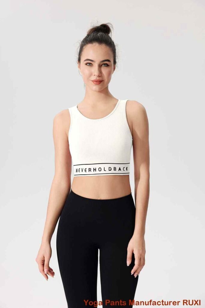 Veste de yoga blanche pour femme élégante et confortable