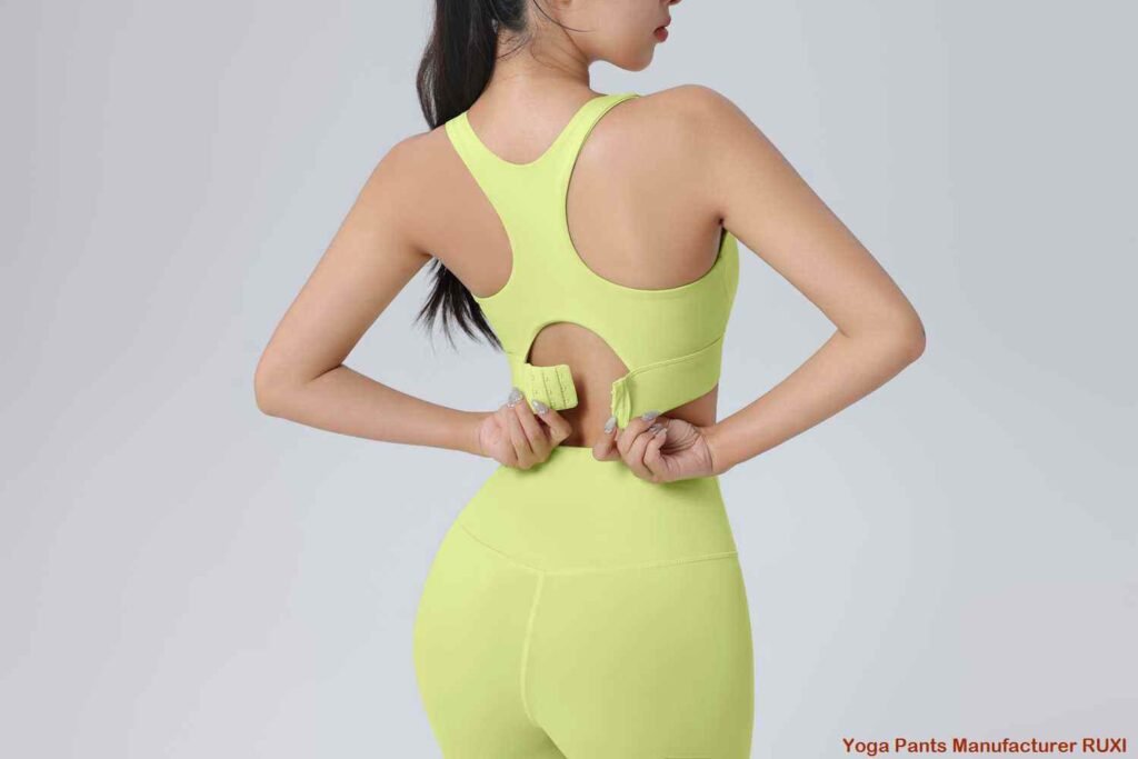 Short de yoga pour femme avec poches latérales Ruxi ci3559