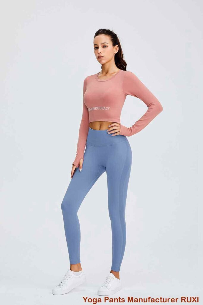 Pantalon de yoga court pour femme confortable et élégant