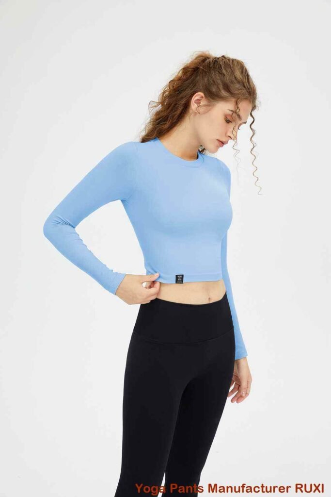 Tenue de yoga chaude haut de gamme respirante et élégante