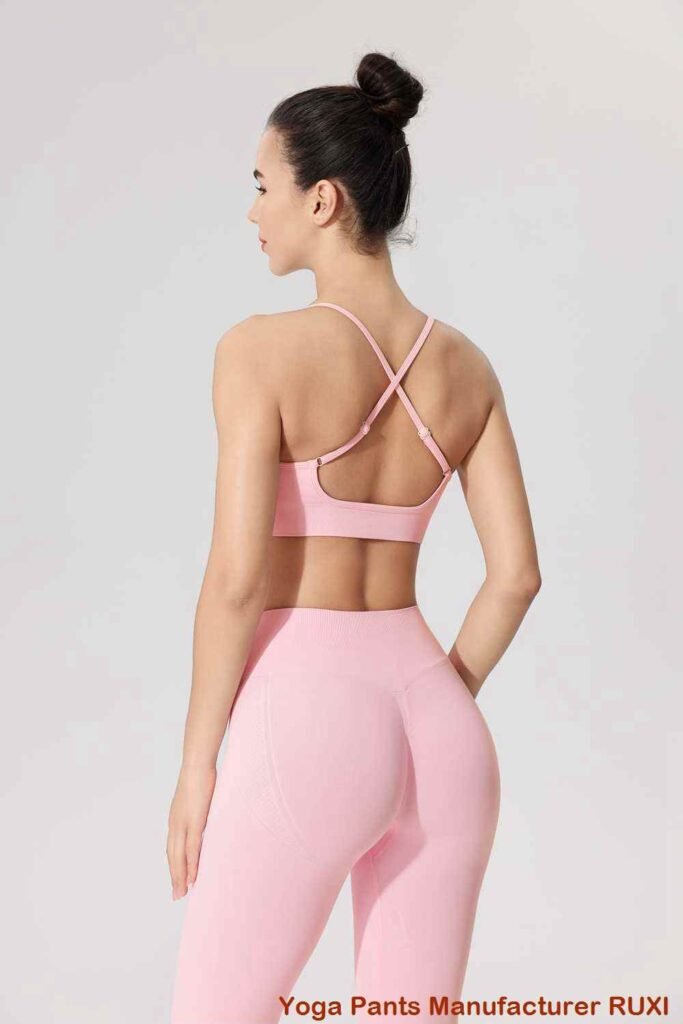 Pantalon de yoga de marque rose confortable et élégant