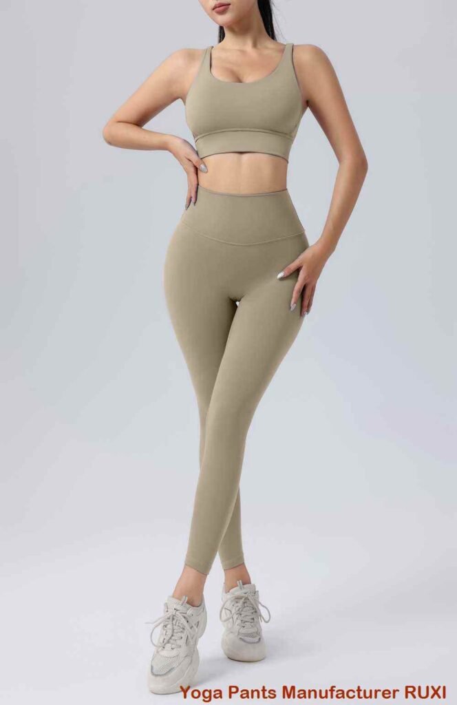 Short de tennis blanc pour femme élégant et confortable