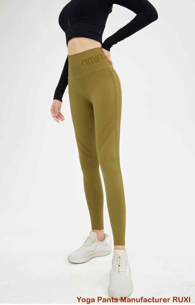 Short de bain noir pour femme élégant et confortable Ruxi