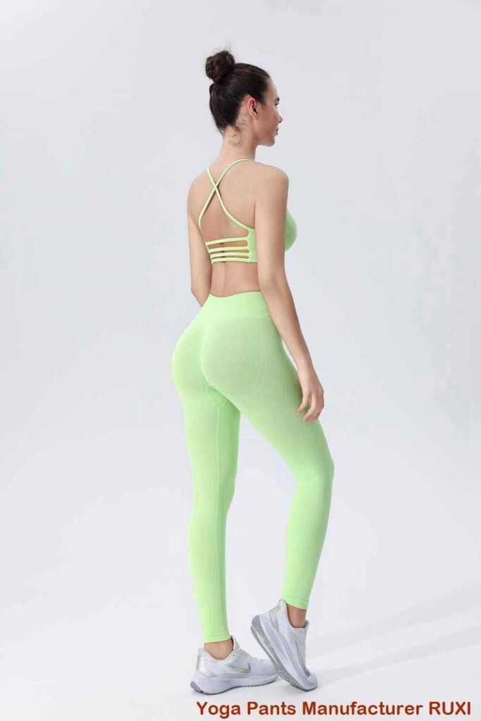 Short de yoga blanc pour femme confortable et élégant Ruxi