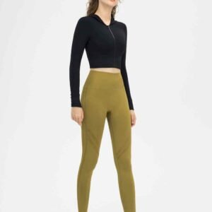 soutien-gorge de sport ouvert devant Ruxi ci1411