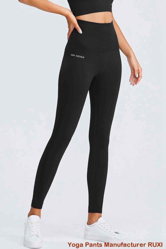 Short de yoga à ceinture pour femme confortable et élégant