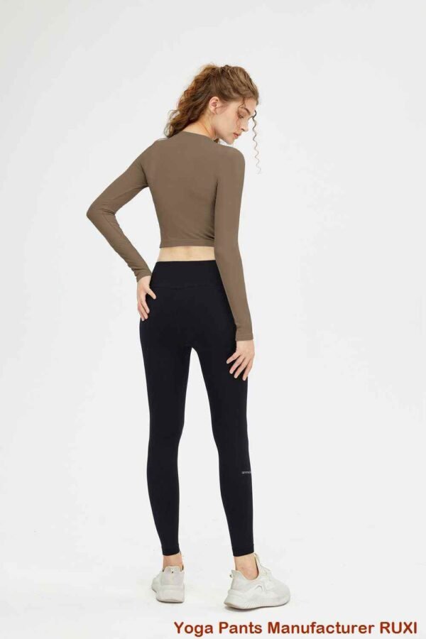 Gilet court de sport pour femmes élégant et confortable